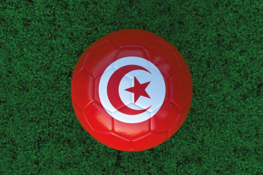 هل يحلّ الاحتراف الحقيقي مشاكل الكرة التونسية؟